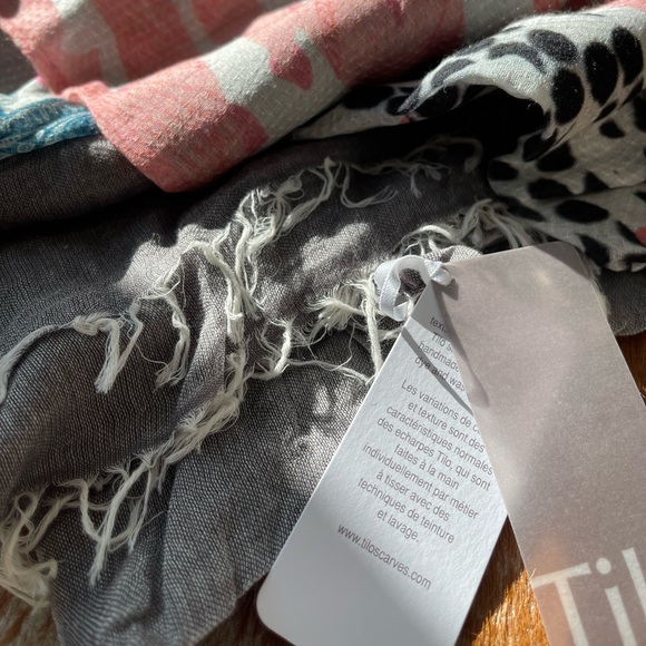 TILO Scarves Cotton/Modal cutie! Delightful neutral pallette with some pop! NEW - Picture 14 of 14